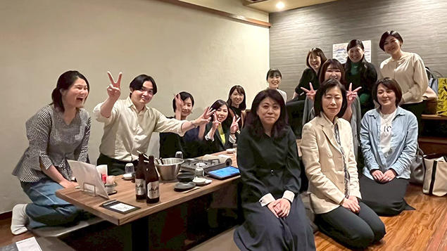 仲間と交流